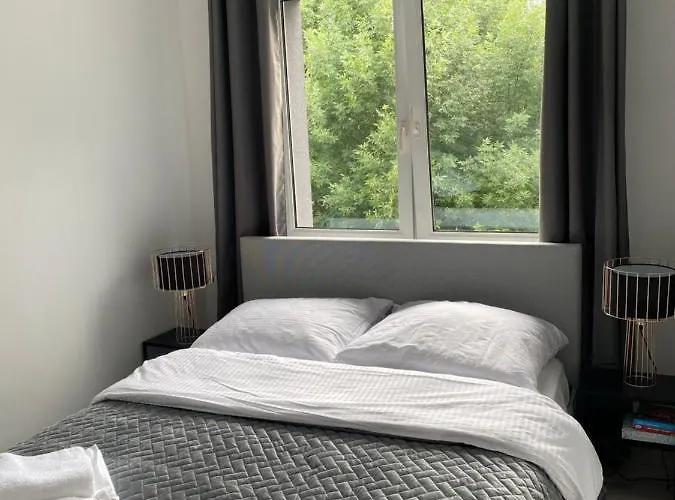 Malczewskiego 아파트